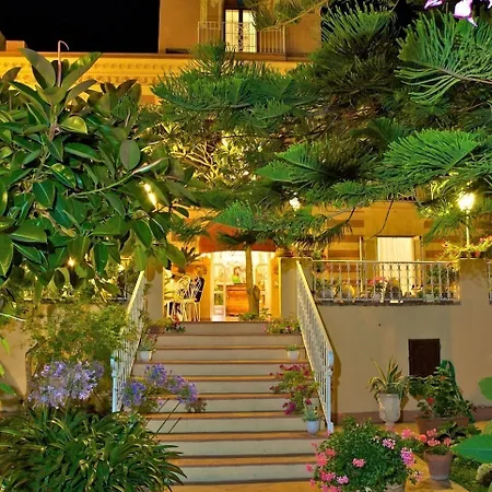 Hotel Romantic & Restaurant Cheta Elite 4*