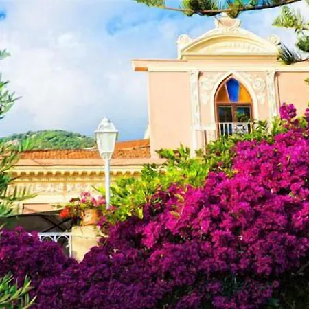 Romantic & Restaurant Cheta Elite 마라테아