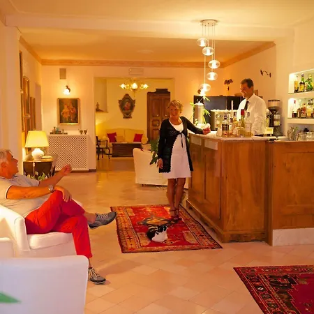 Romantic & Restaurant Cheta Elite Hotel