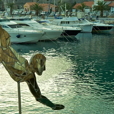 Romantic & Restaurant Cheta Elite 4*