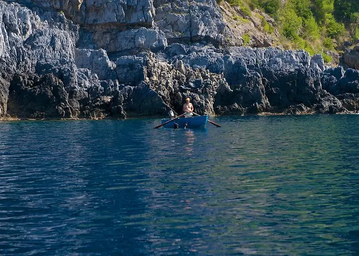 Romantic & Restaurant Cheta Elite 4*